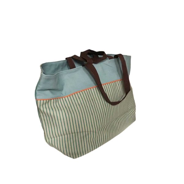 PHOTO-NYO xxl MEO Lago Back 1400x1400 copie