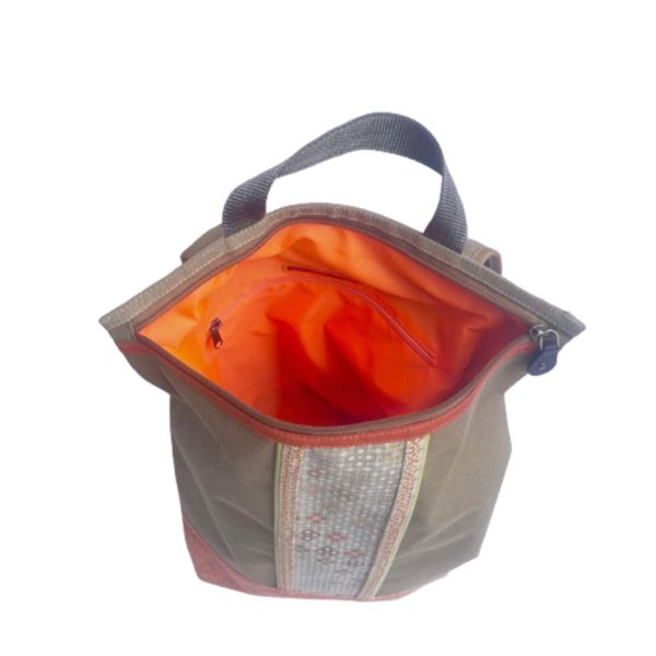 PHOTO-SHELTU back bag YOFLO TOsca inside S24 1400x1400 e shop