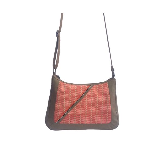 PHOTO-WAKO ISOA Tosca Front e shop