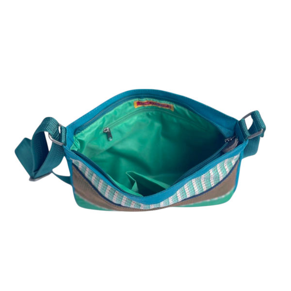 PHOTO-PAKI B Hatchu Inside jpg-1400x1400 e shop