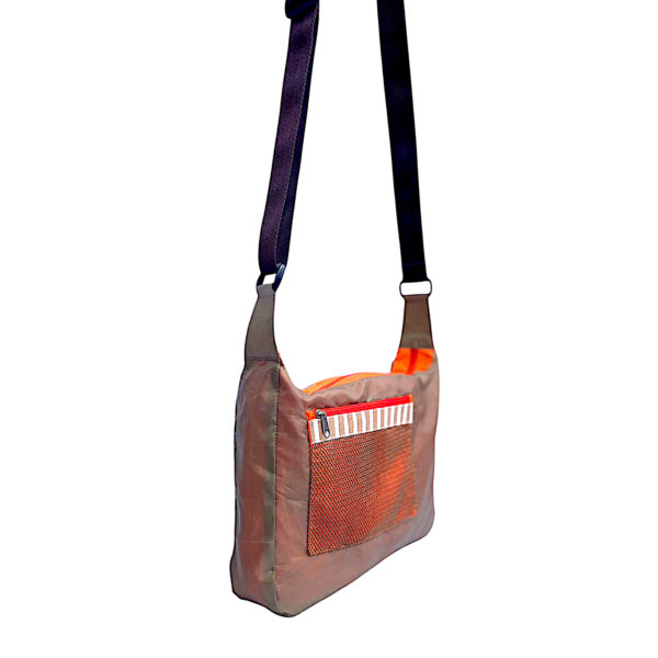 PHOTO-CINELLI Ynabi ultra light Taupe profil-e shop 1400x1400