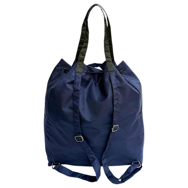 PHOTO-ICONO-NET Blue Back 1400x1400 jpeg-Photoroom