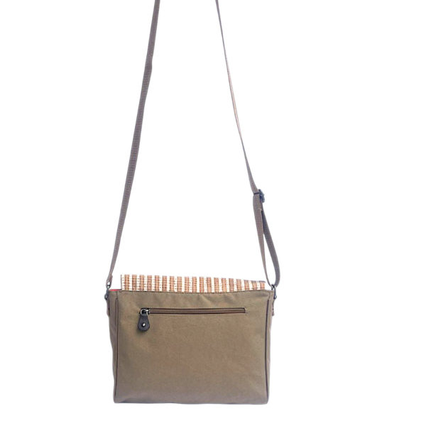 PHOTO PIRATE Pixy Ginger back 1400x1400-Photoroom